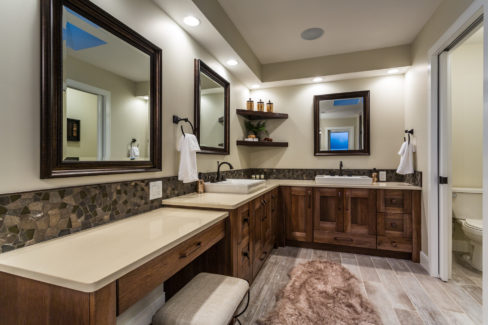 186 Canyon Estates Way The Benson Ensuite 1